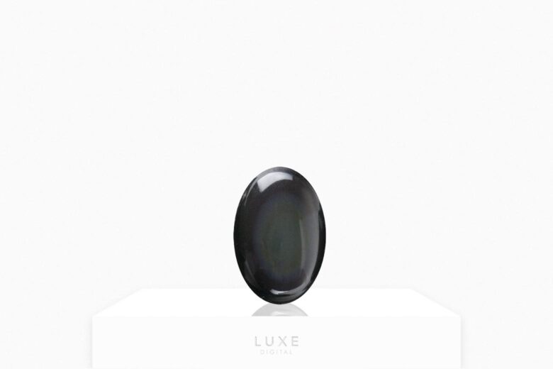 black gemstones obsidian review - Luxe Digital