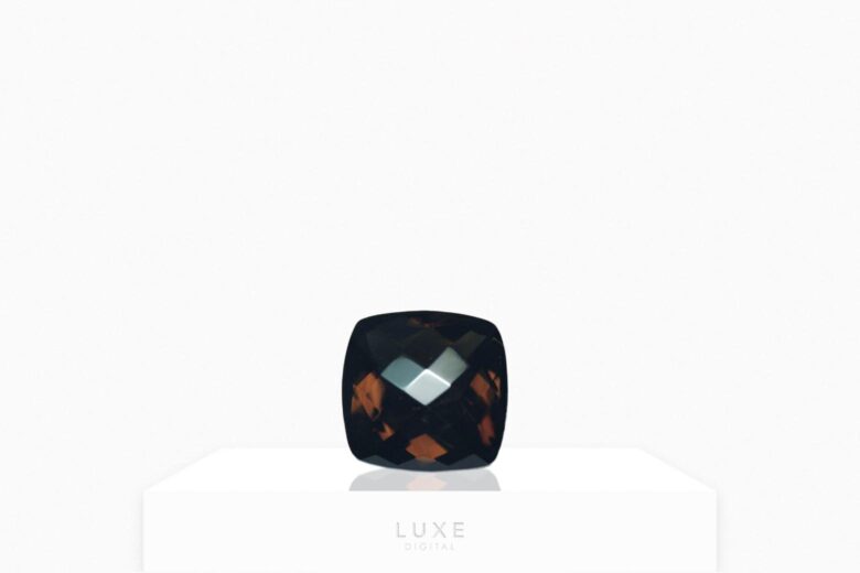black gemstones black cairngorm review - Luxe Digital