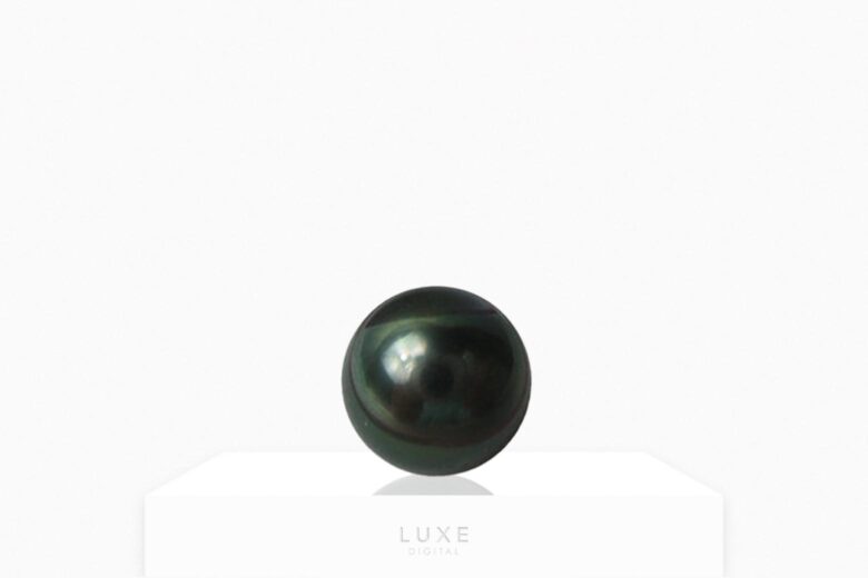 black gemstones black pearl review - Luxe Digital