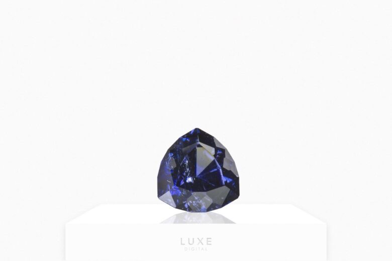 blue gemstones benitoite - Luxe Digital
