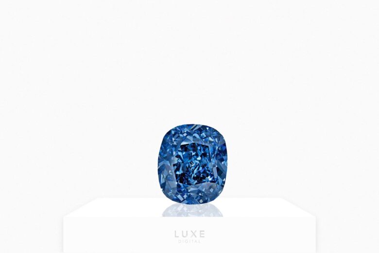 blue gemstones blue diamond - Luxe Digital