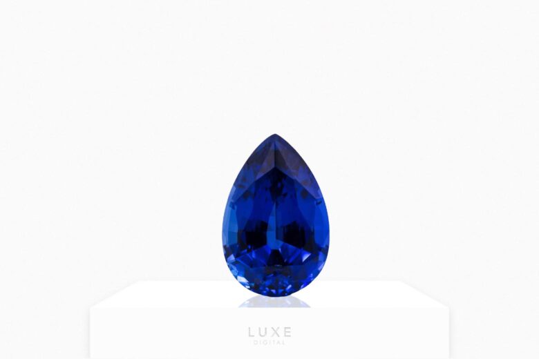 blue gemstones sapphire review - Luxe Digital.