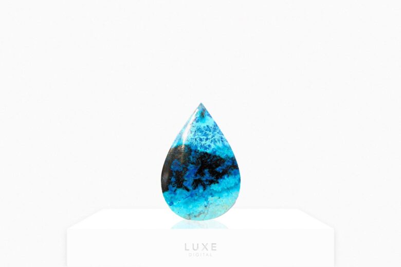 blue gemstones shattuckite review - Luxe Digital