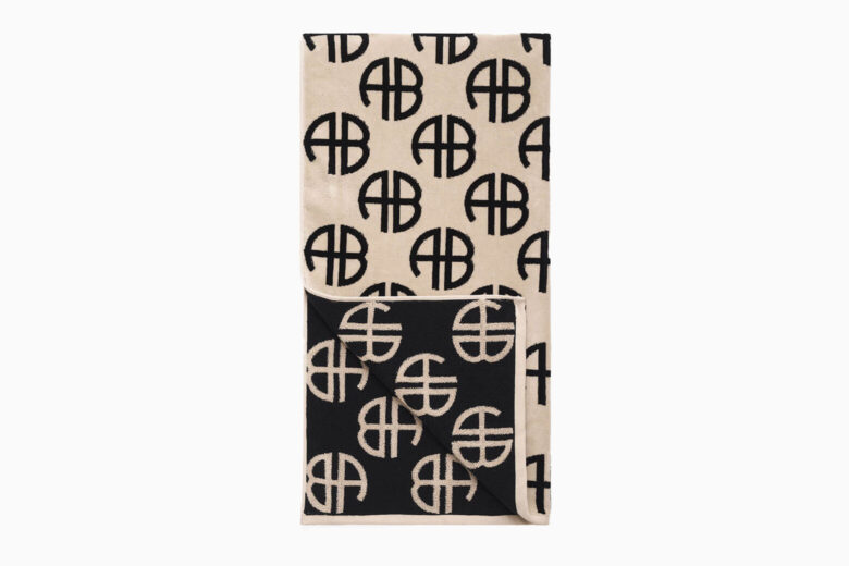 Top 10 Luxury Designer Beach Towels