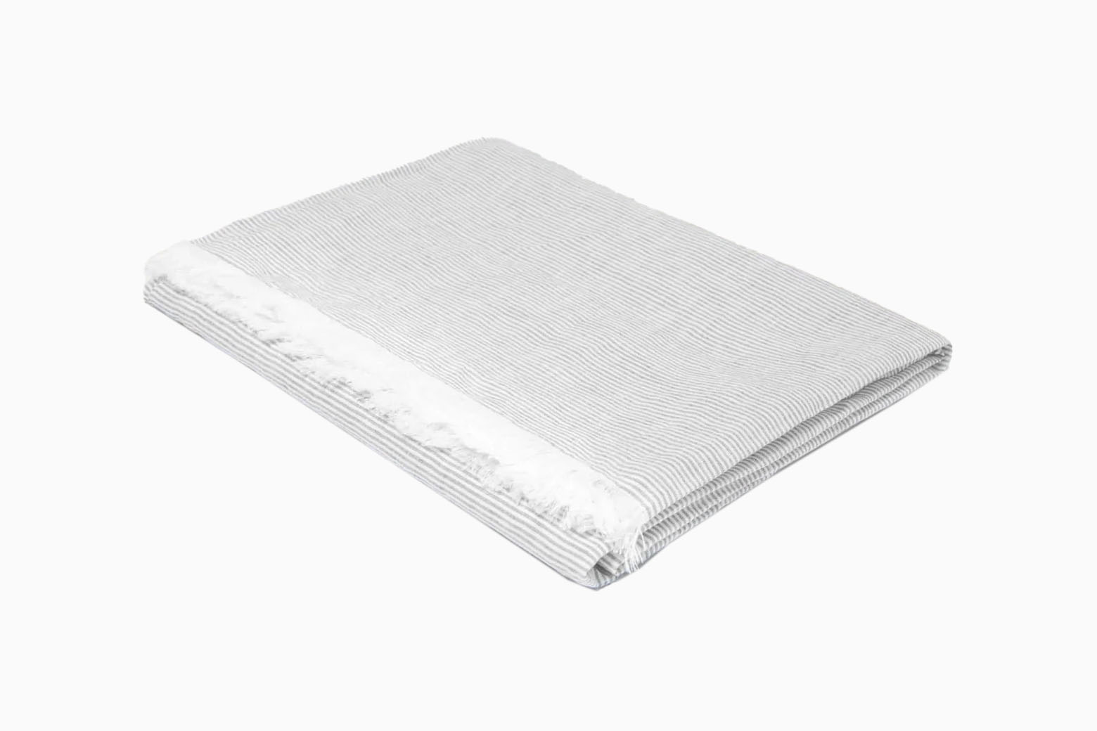 15 Best Beach Towels For Ultimate Fun In The Sun