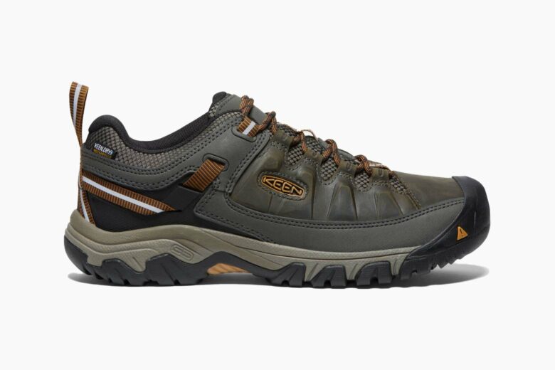 best hiking shoes men keen targhee review - Luxe Digital