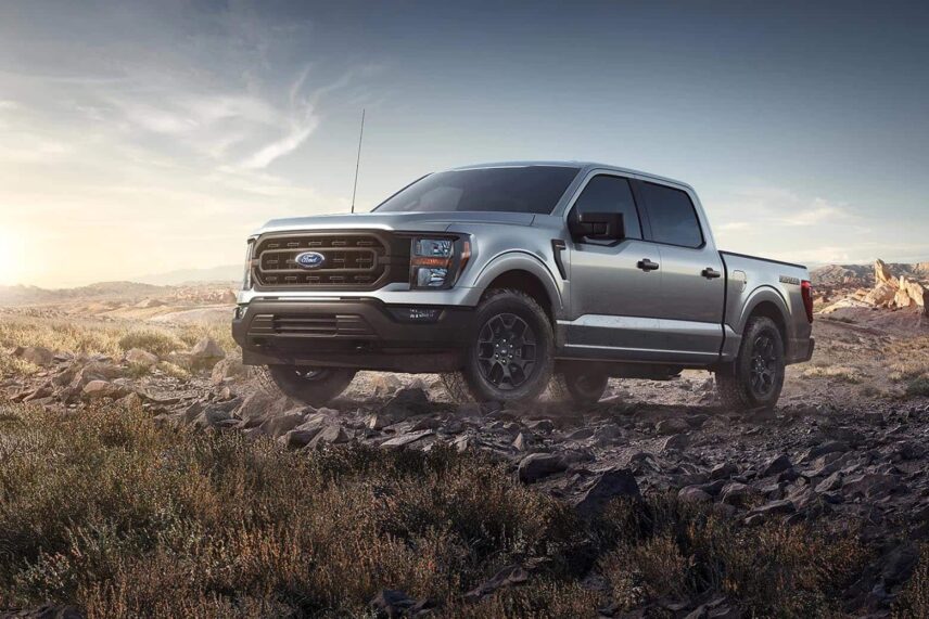 7 Best Hybrid Pickup Trucks (Ranking 2022)