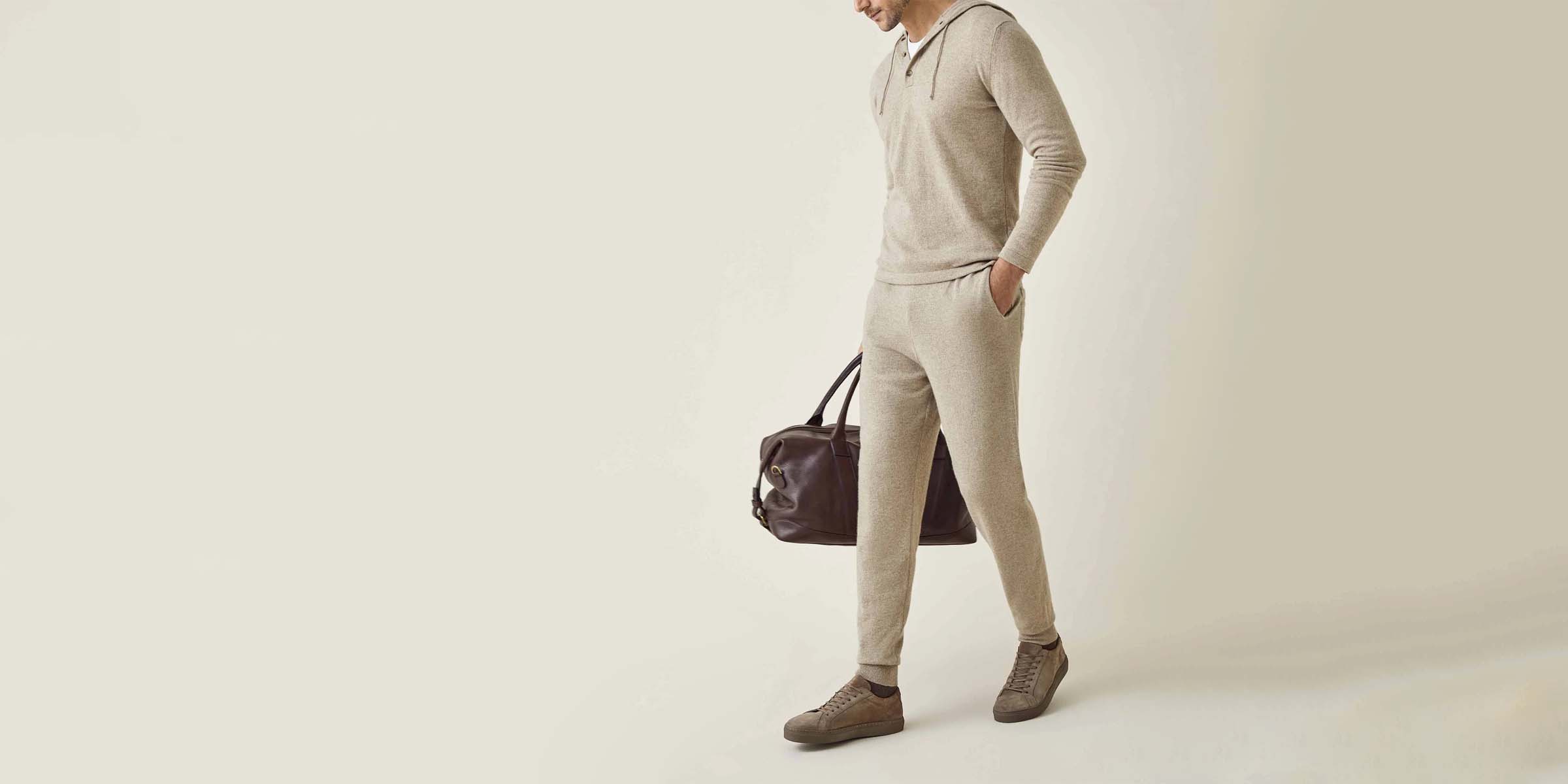 Beige Sweatpants with Hoodie Outfits For Men (15 ideas & outfits)