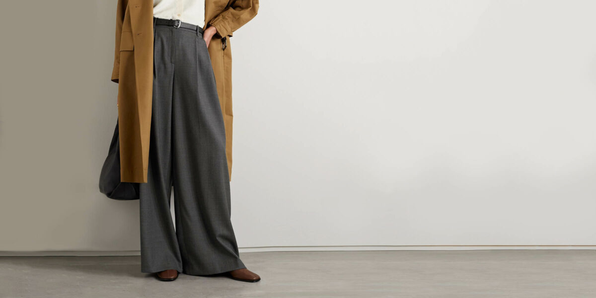 15 Amazing Ideas on How to Wear Pleated Palazzo Pants - FMag.com