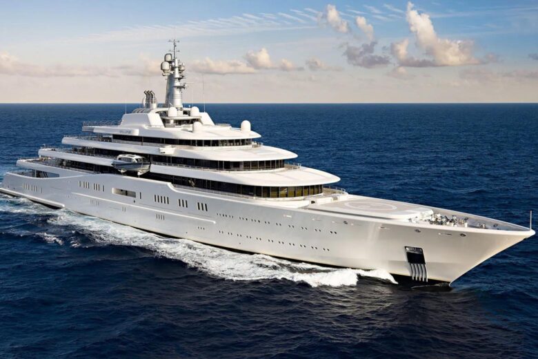 largest yachts eclipse - Luxe Digital
