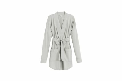 19 Best Bathrobes For Women: Relax In Style (Buying Guide)