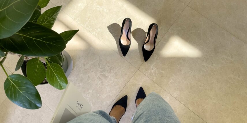 comfortable mules for wide feet