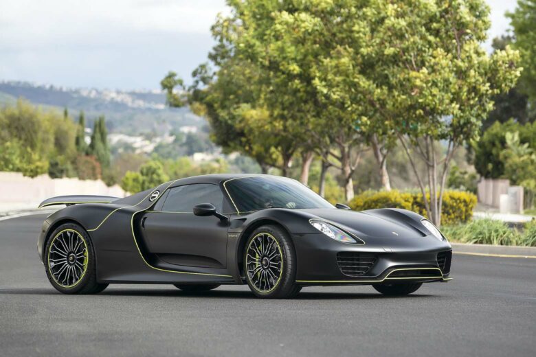 porsche brand porsche 918 spyder - Luxe Digital