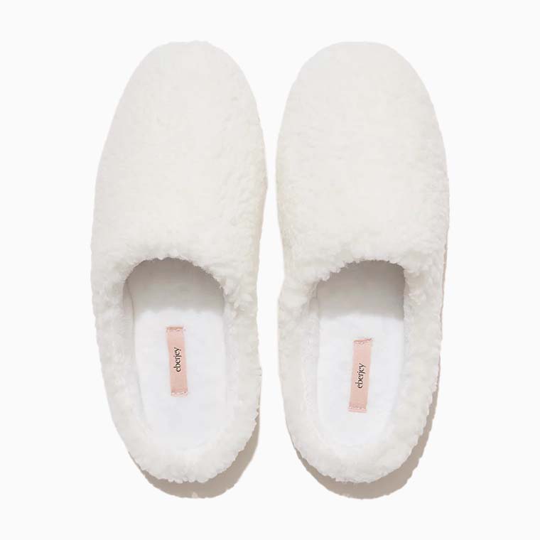 best stocking stuffers ideas eberjey sherpa slipper - Luxe Digital