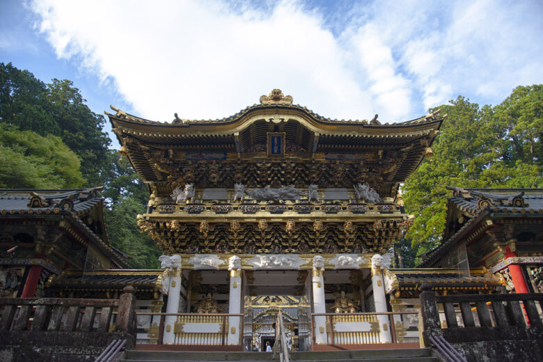 Nikko Tosho gu shrine Yomeimon gate - Luxe Digital