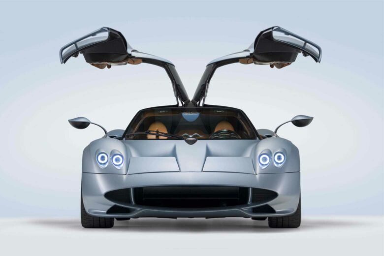 en pahalı arabalar 2023 pagani huayra codalunga