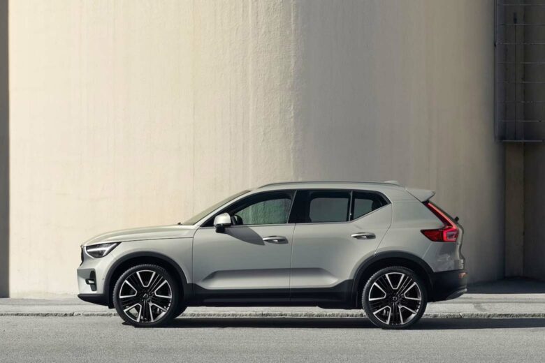 best luxury suvs 2023 volvo xc40 - Luxe Digital