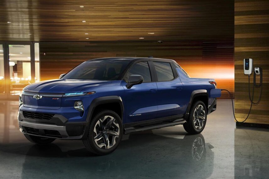 11 Best Hybrid Pickup Trucks (Ranking 2023)