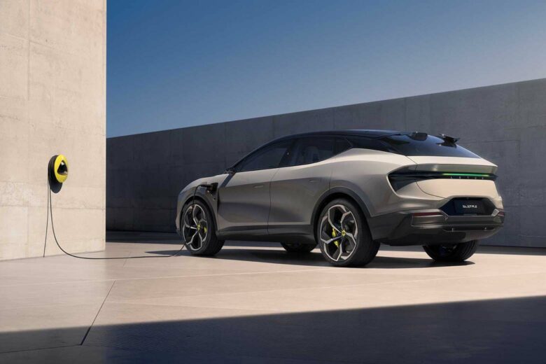 best electric cars 2023 lotus eletre - Luxe Digital