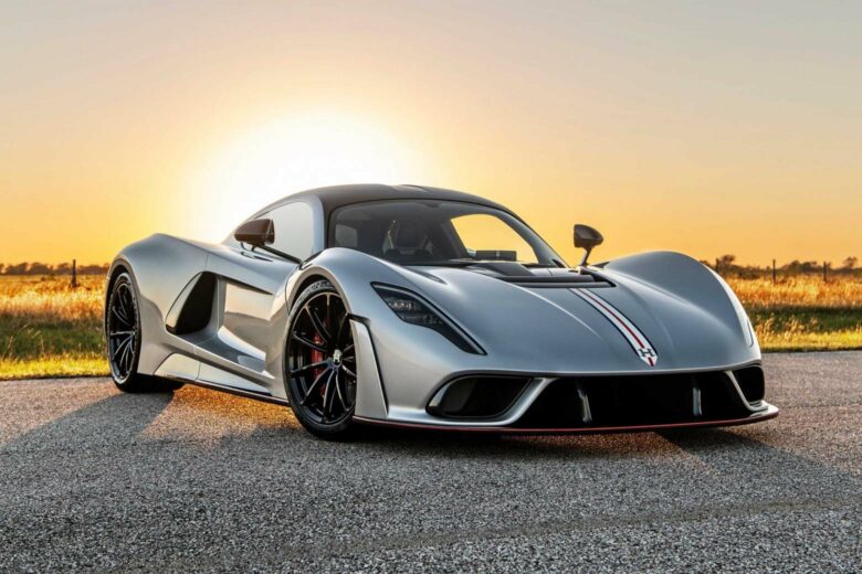 가장 빠른 자동차 세계 Hennessey Venom GT Review- 고급 디지털