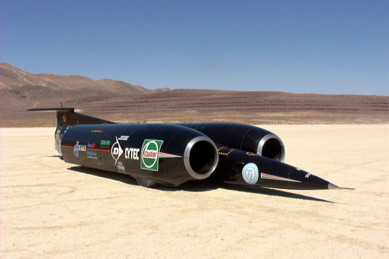 fastest cars world thrust SSC review - Luxe Digital