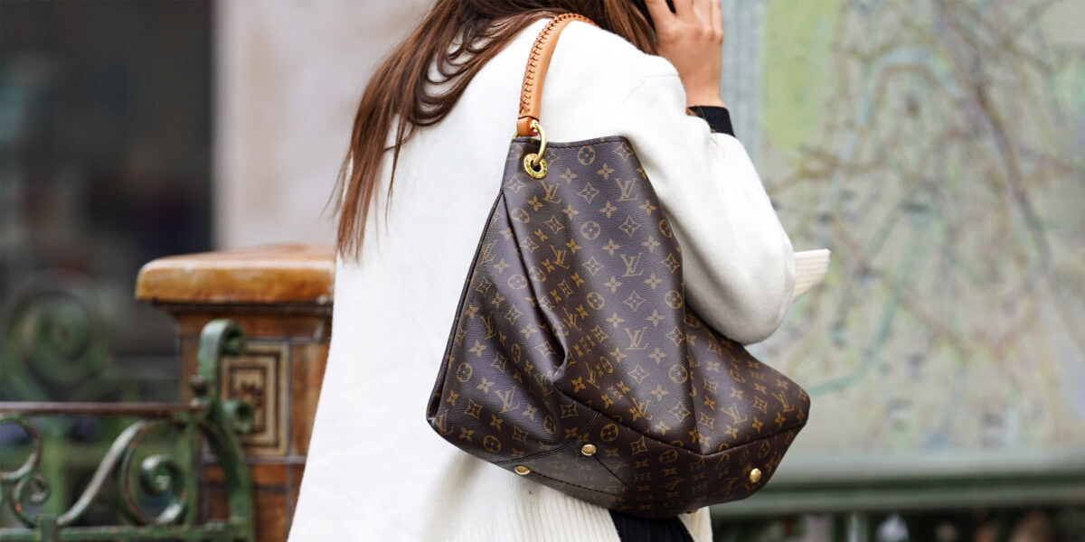 Louis Vuitton Twist One Handle MM - Black Handle Bags, Handbags