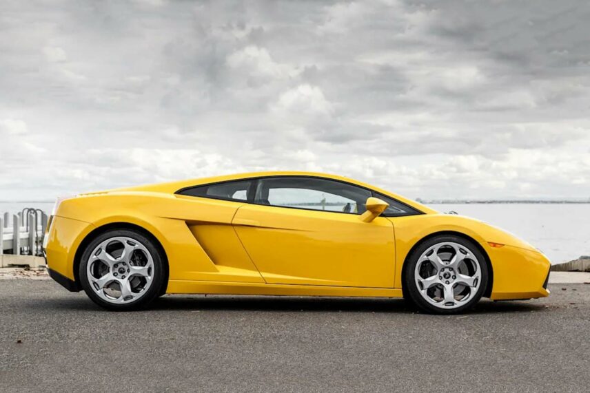 lamborghini brand new car price