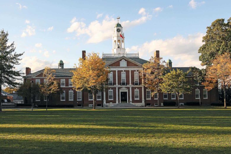 best boarding schools phillips exeter academy review - Luxe Digital