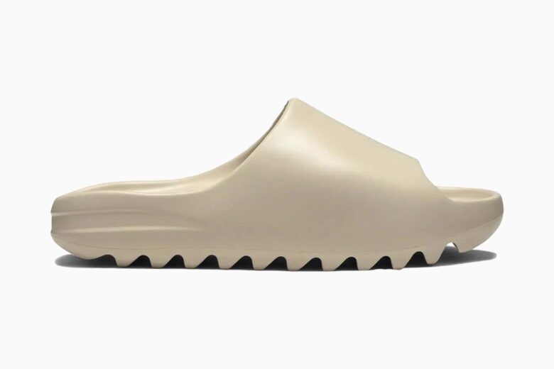 Guide Yeezy Slide - How to choose the perfect size