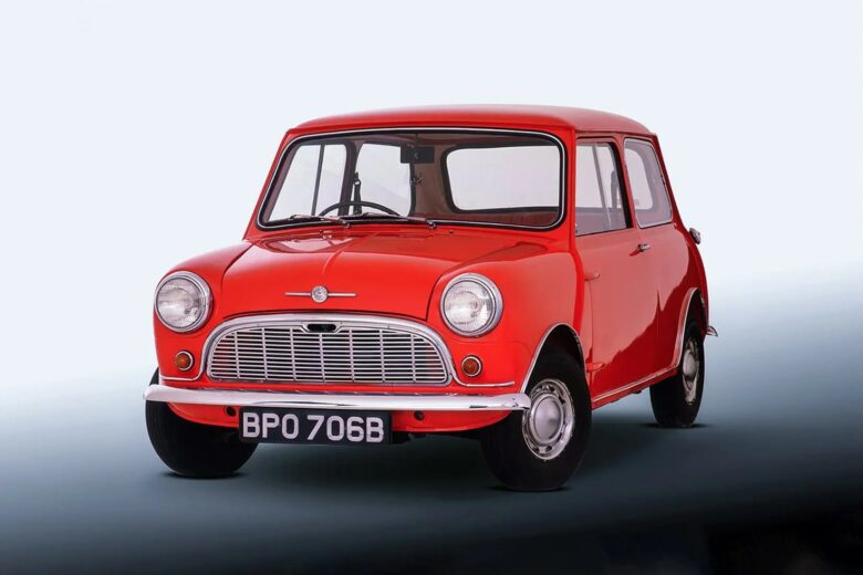 best classic cars vintage British Motor Corporation Mini - Luxe Digital