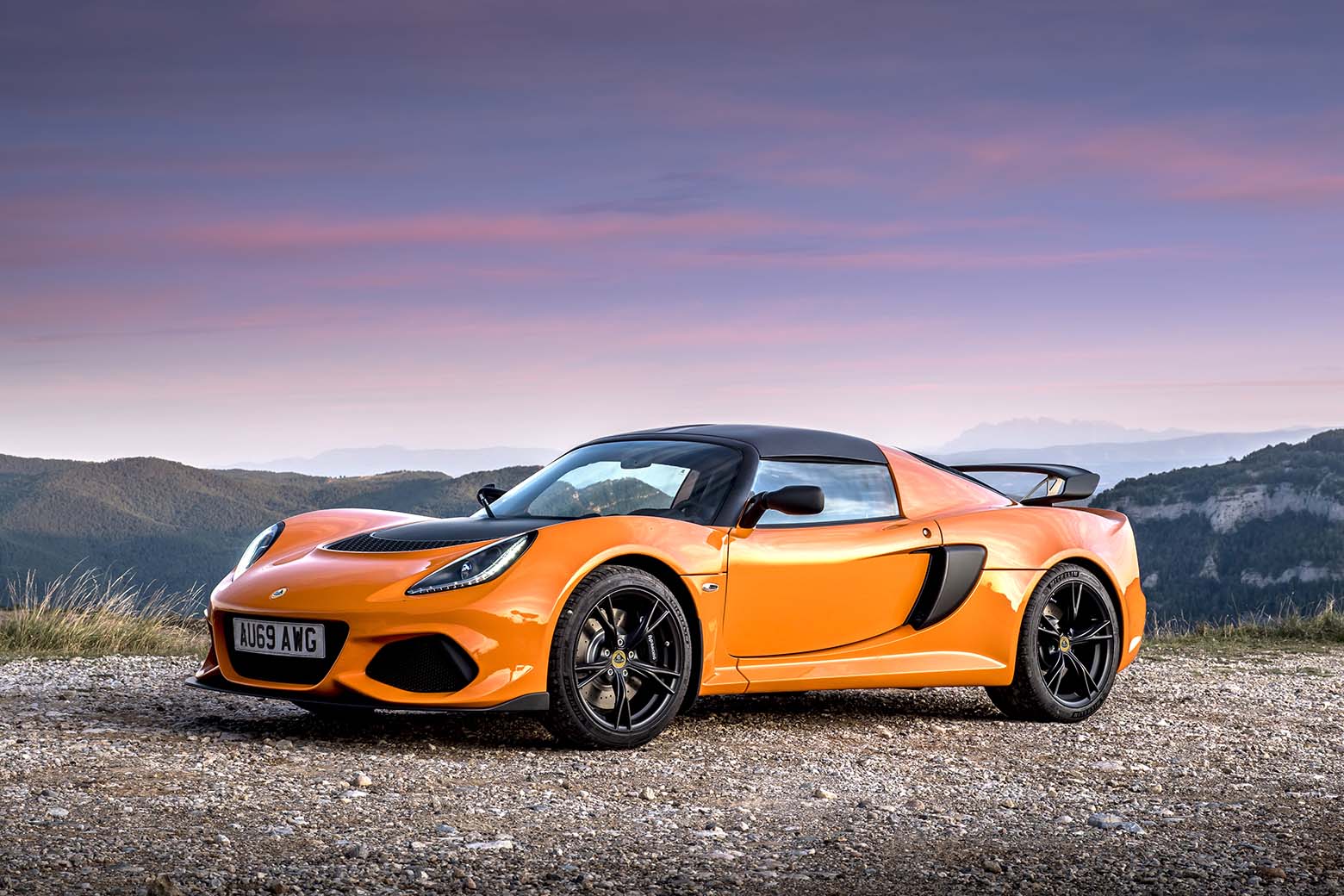 Lotus Cars and SUV List: Price Reviews and Specs