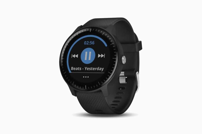 best fitness tracker phone free workouts smartwatch Garmin Vivoactive - Luxe Digital