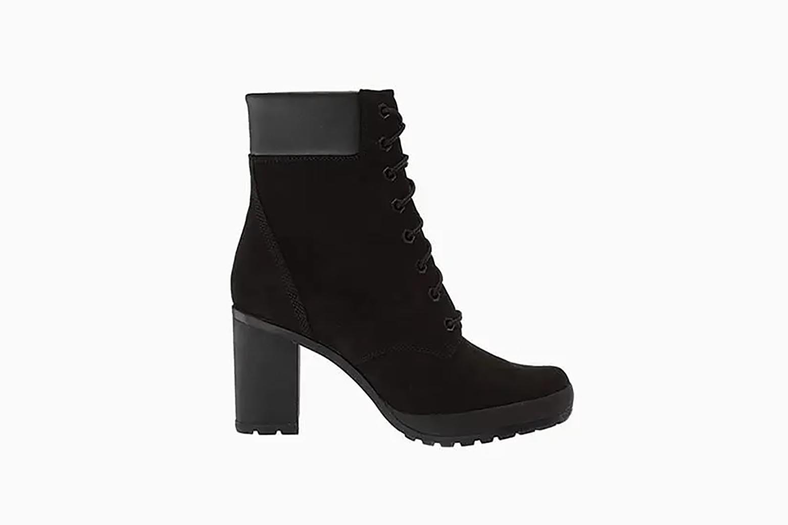 19 Most Comfortable Women’s Boots Stylish & Comfy Footwear