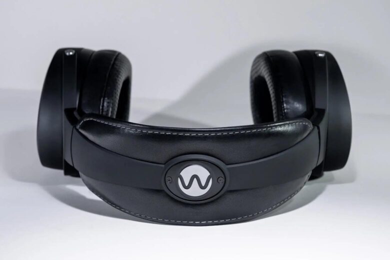 warwick acoustics aperio headphones system review - Luxe Digital