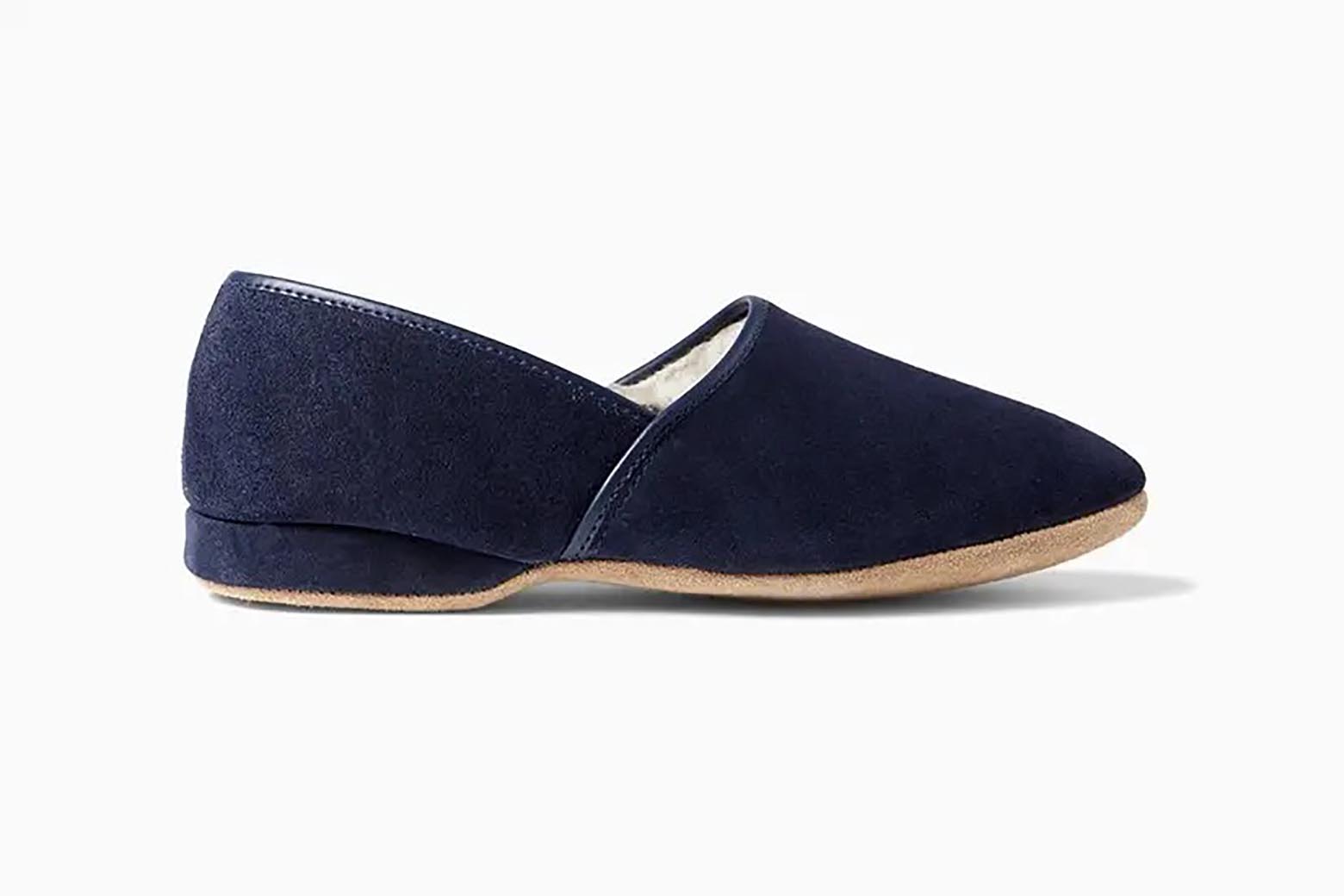 17 Best Men’s Slippers: Comfortable, Cosy & Even Chic (Guide)