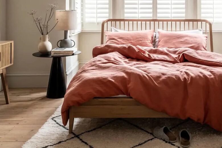 best bed sheets piglet in bed luxury linen - Luxe Digital