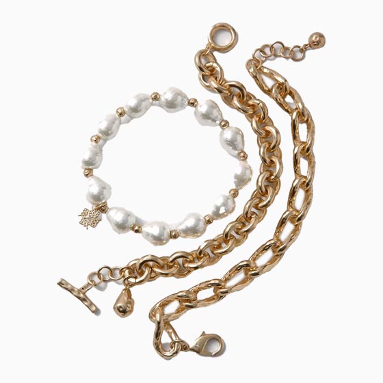 best jewelry brands goldtone pearl bracelet - Luxe Digital