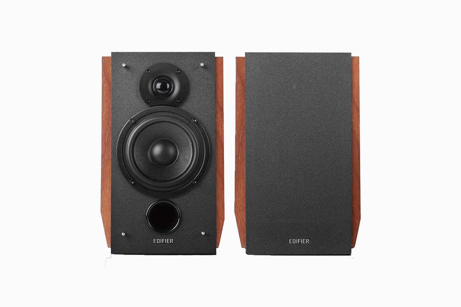 7 Best Bookshelf Speakers For All Budgets (Ranking)