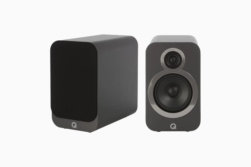 7 Best Bookshelf Speakers For All Budgets (Ranking)