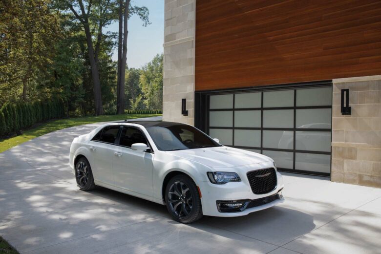 chrysler brand chrysler 300 - Luxe Digital