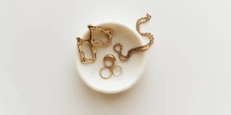 A Guide To Gold Vermeil Jewelry: The Goldilocks Of Precious Metals