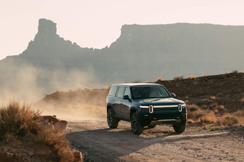 rivian brand rivian r1s - Luxe Digital