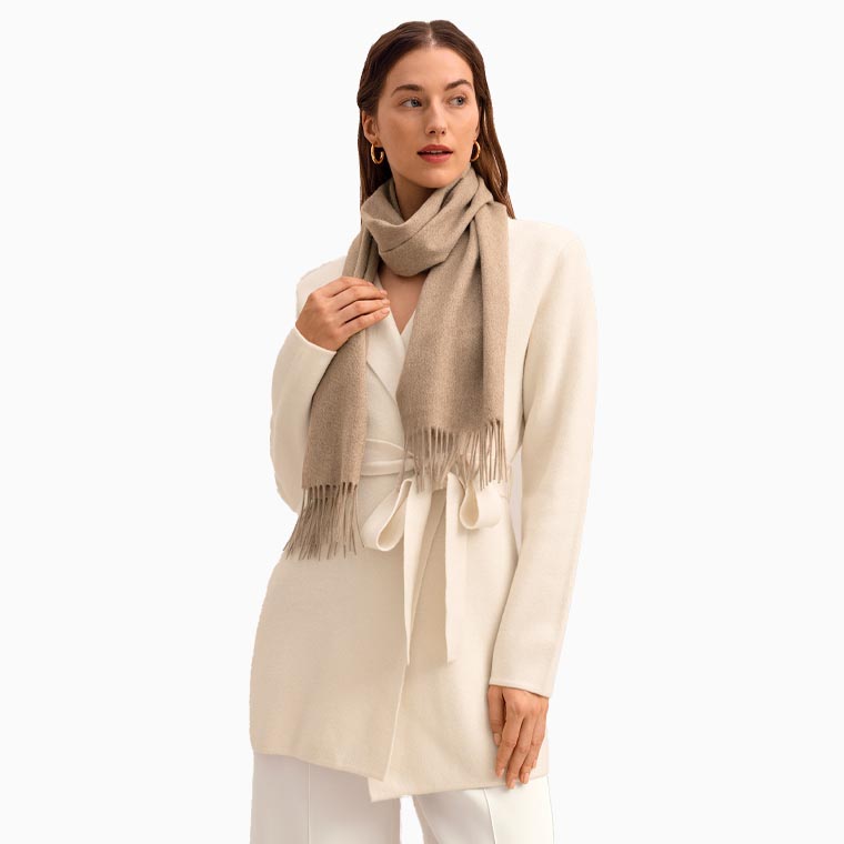 women business casual guide lilysilk cashmere scarf - Luxe Digital
