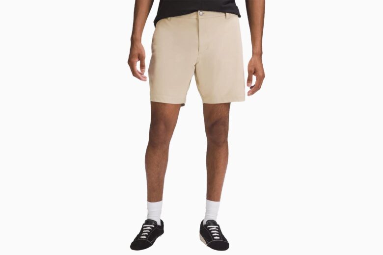 Beige Commission 7 shorts, Lululemon