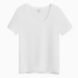 Casual Dress Code For Women: Style Guide (With Outfit Ideas)