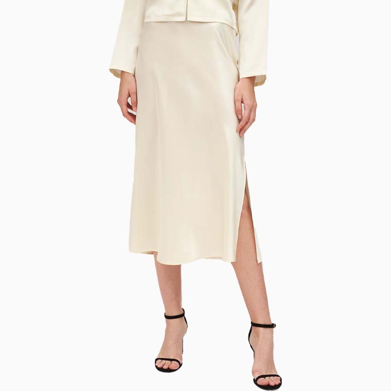 women casual dress code guide lilysilk minimalist aesthetic silk poppy skirt - Luxe Digital