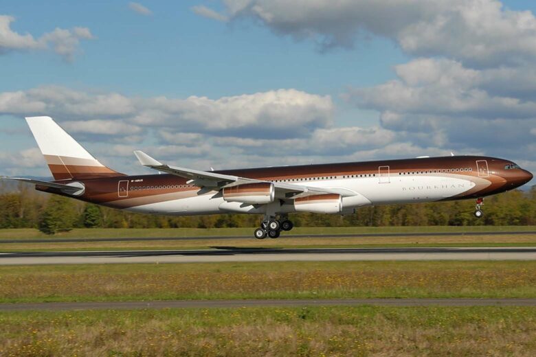 most expensive private jets alisher umanov airbus a340 300 - Luxe Digital