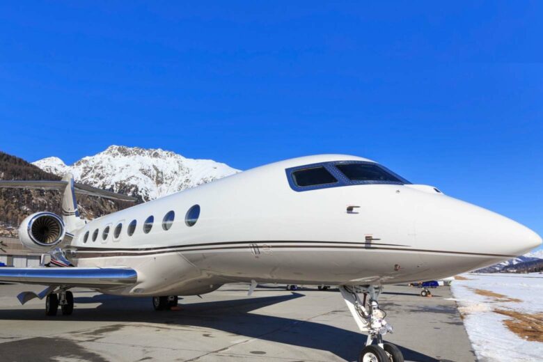 most expensive private jets oprah winfrey gulfstream gh 50 - Luxe Digital