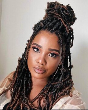 51 Best Dreadlock Hairstyles for Women (Lookbook Inspiration)