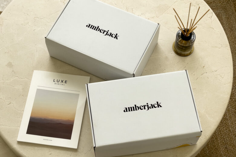 Amberjack Chelsea review box - Luxe Digital